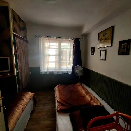 Guest house Midi Terrace Family Relax Studio Siofok